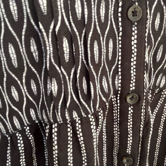 Anthropologie Maeve Calia Striped Rayon Button Down Blouse 0 - Picture 5 of 7